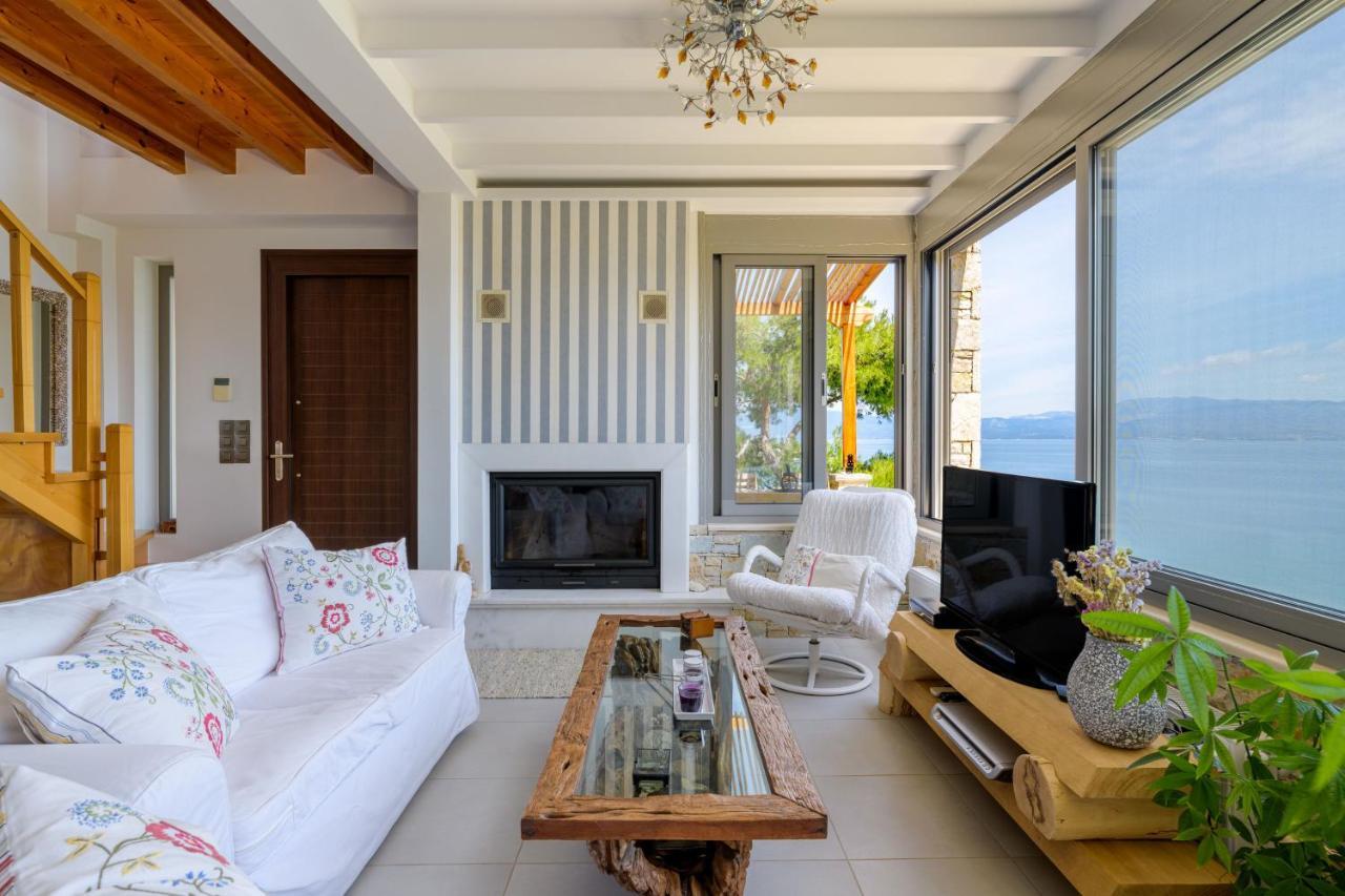 Crystal Beach Villa Chalkís エクステリア 写真