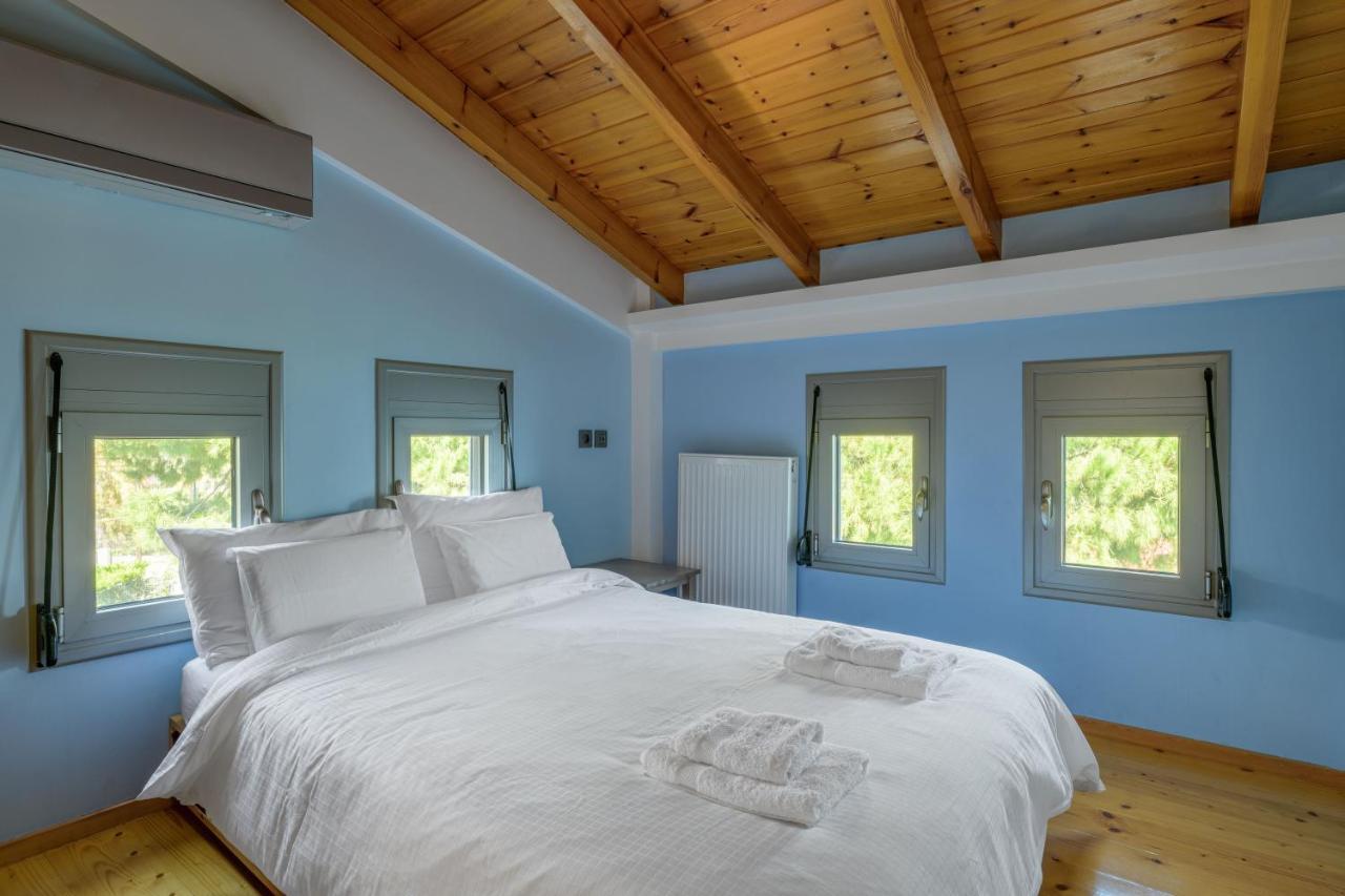 Crystal Beach Villa Chalkís エクステリア 写真