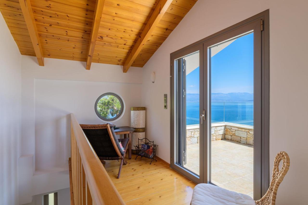 Crystal Beach Villa Chalkís エクステリア 写真