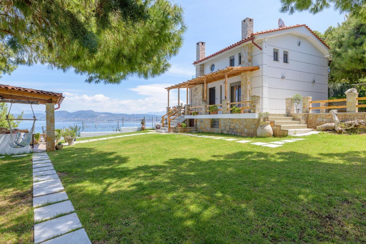 Crystal Beach Villa Chalkís エクステリア 写真